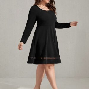 Vestido de malla bajo amplio corte A elasticado