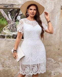 Vestido con escote redondo y espalda en V, con encaje floral