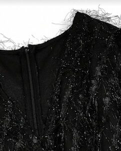 Entero elegante con cuello cruzado con detalles de brillos