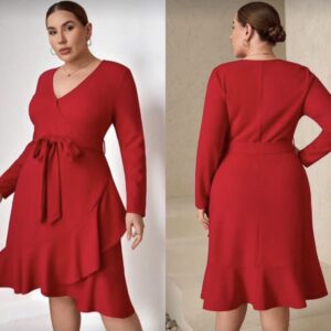Vestido de manga larga cuello en V con volantes hasta la rodilla