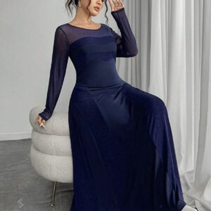 Vestido elegante con empalmado de malla y destellos