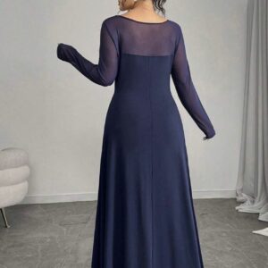 Vestido elegante con empalmado de malla y destellos